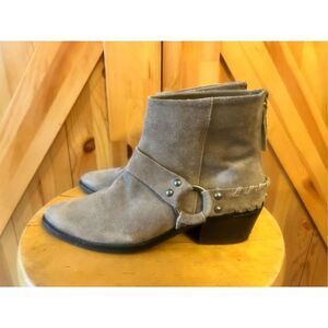 VINTAGE 7 Alameda Gray Suede Leather Western Boho Harness Ankle Boots Booties 6.